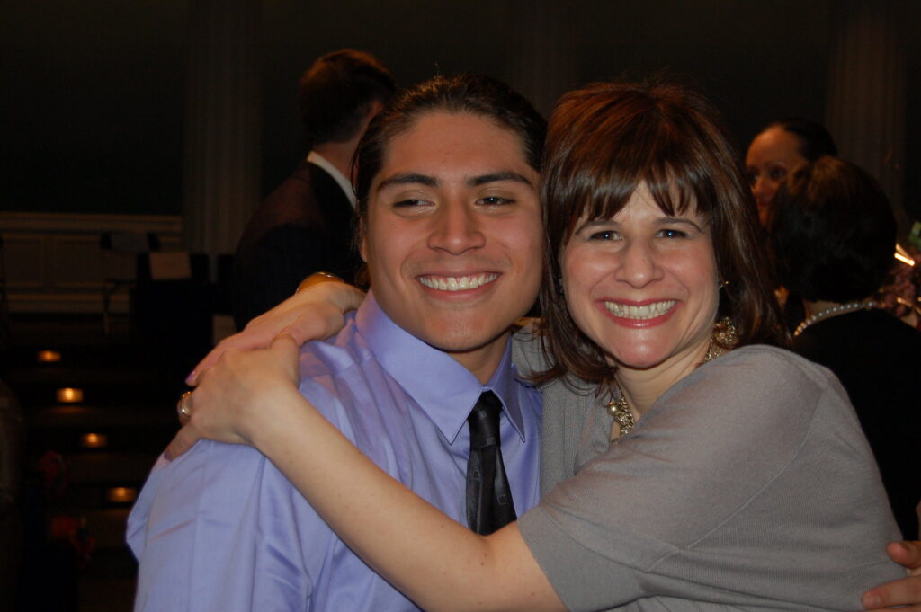 Maureen with Sitar alum.